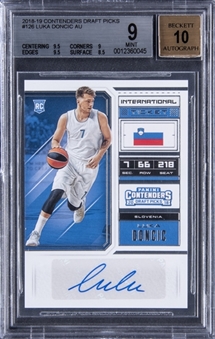 2018-19 Panini Contenders Draft Picks #126 Luka Doncic Signed Rookie Card - BGS MINT 9/BGS 10